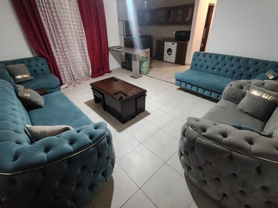 Room 32 Apartment in Africa