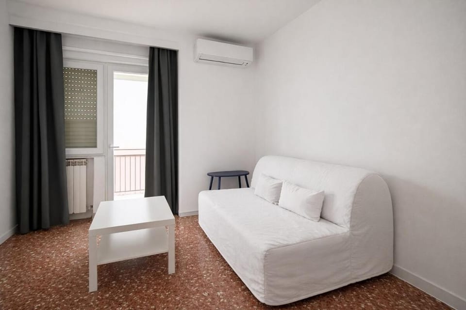 Spacious 2BR Centocelle Home, Steps to Metro C Apartment in Rome