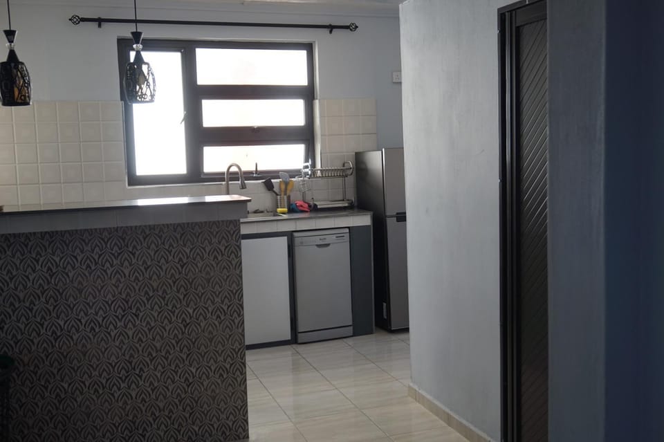 Kitchen or kitchenette, kitchen