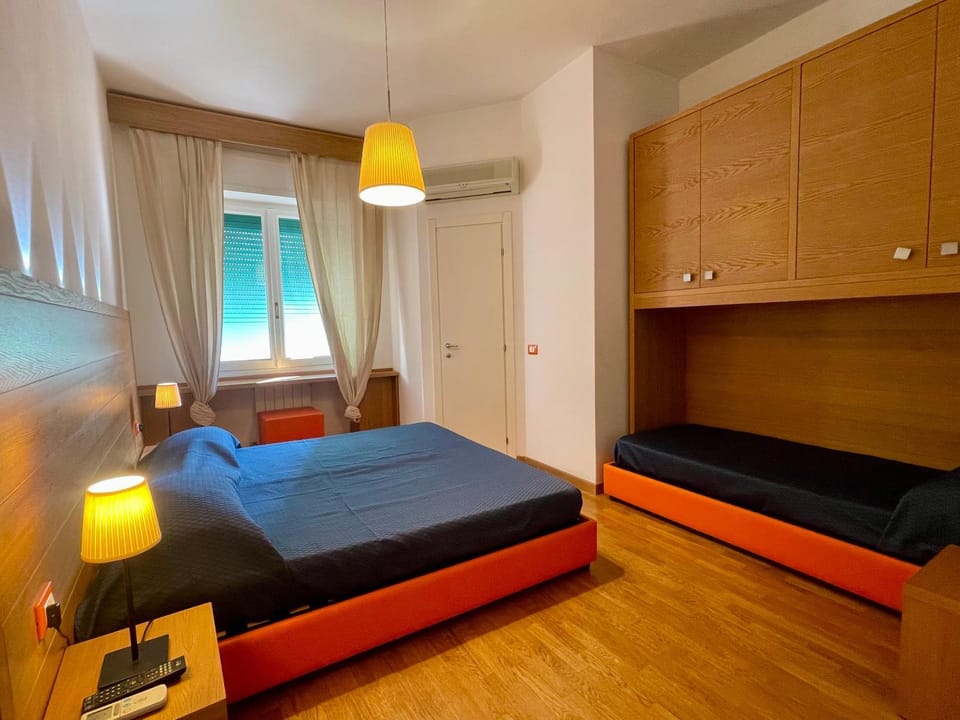 Overlooking the sea Apartment in Sestri Levante