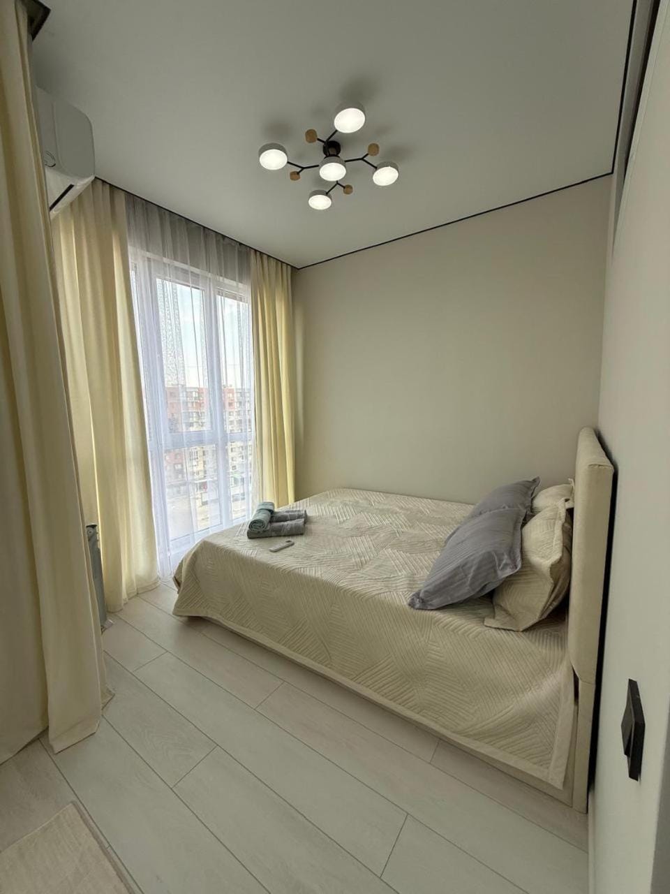 Уютная однокомнатная квартира в перспективном районе Apartment in Almaty
