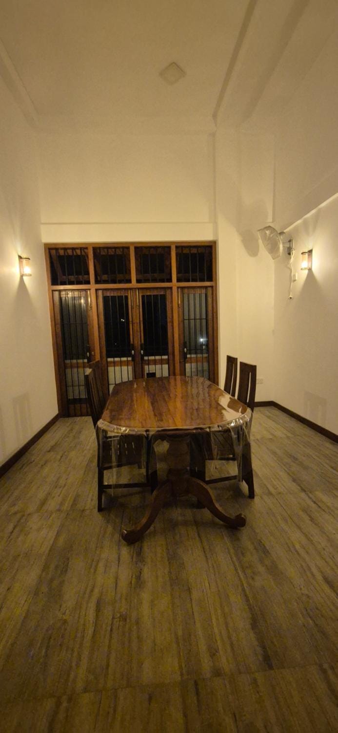 SKYLOFT Timbersuits Galle Apartment in Galle
