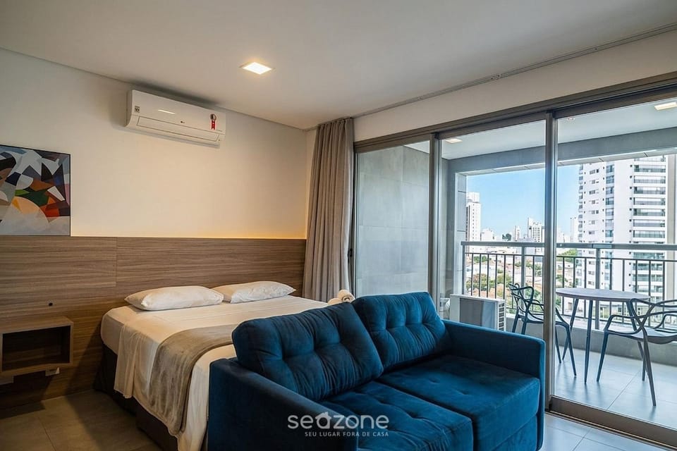 Bed, Balcony/Terrace, Living room, Bedroom, City view