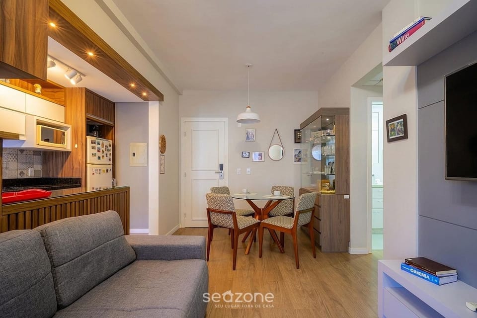 TV and multimedia, Kitchen or kitchenette, Living room, Dining area