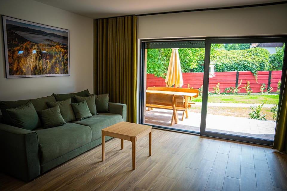 Balcony/Terrace, Living room
