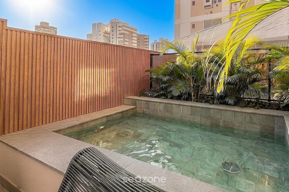 Balcony/Terrace, City view, Swimming pool