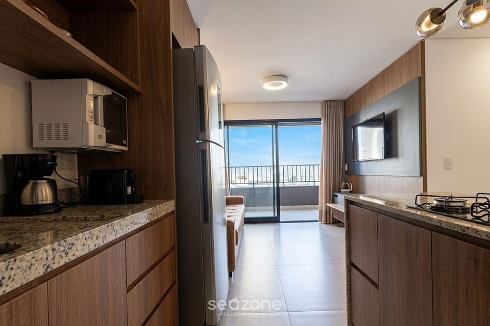 TV and multimedia, Balcony/Terrace, Kitchen or kitchenette, Living room, City view