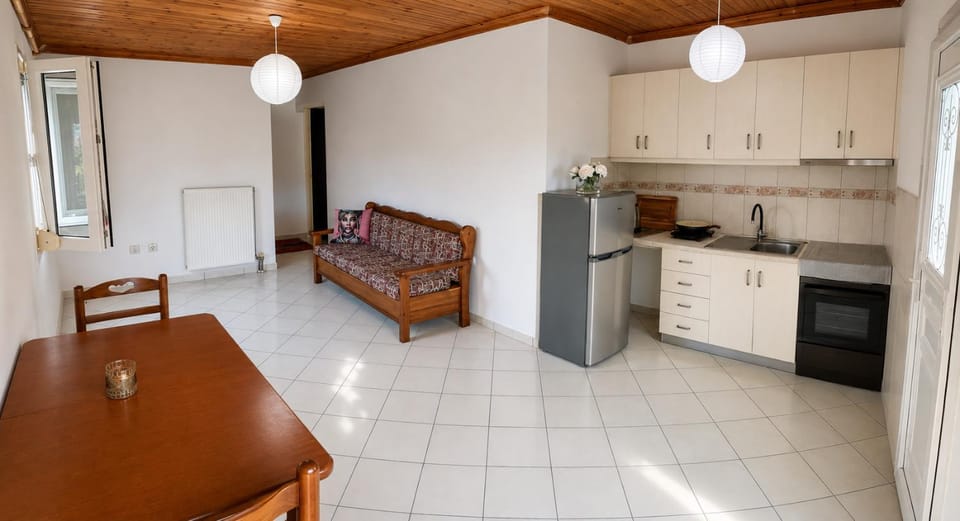 Kitchen or kitchenette, Living room, Seating area, Dining area, oven