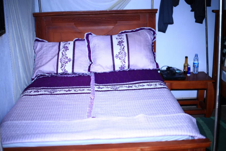 Mazinga Valley Eco Tourism Cottages Nature lodge in Uganda