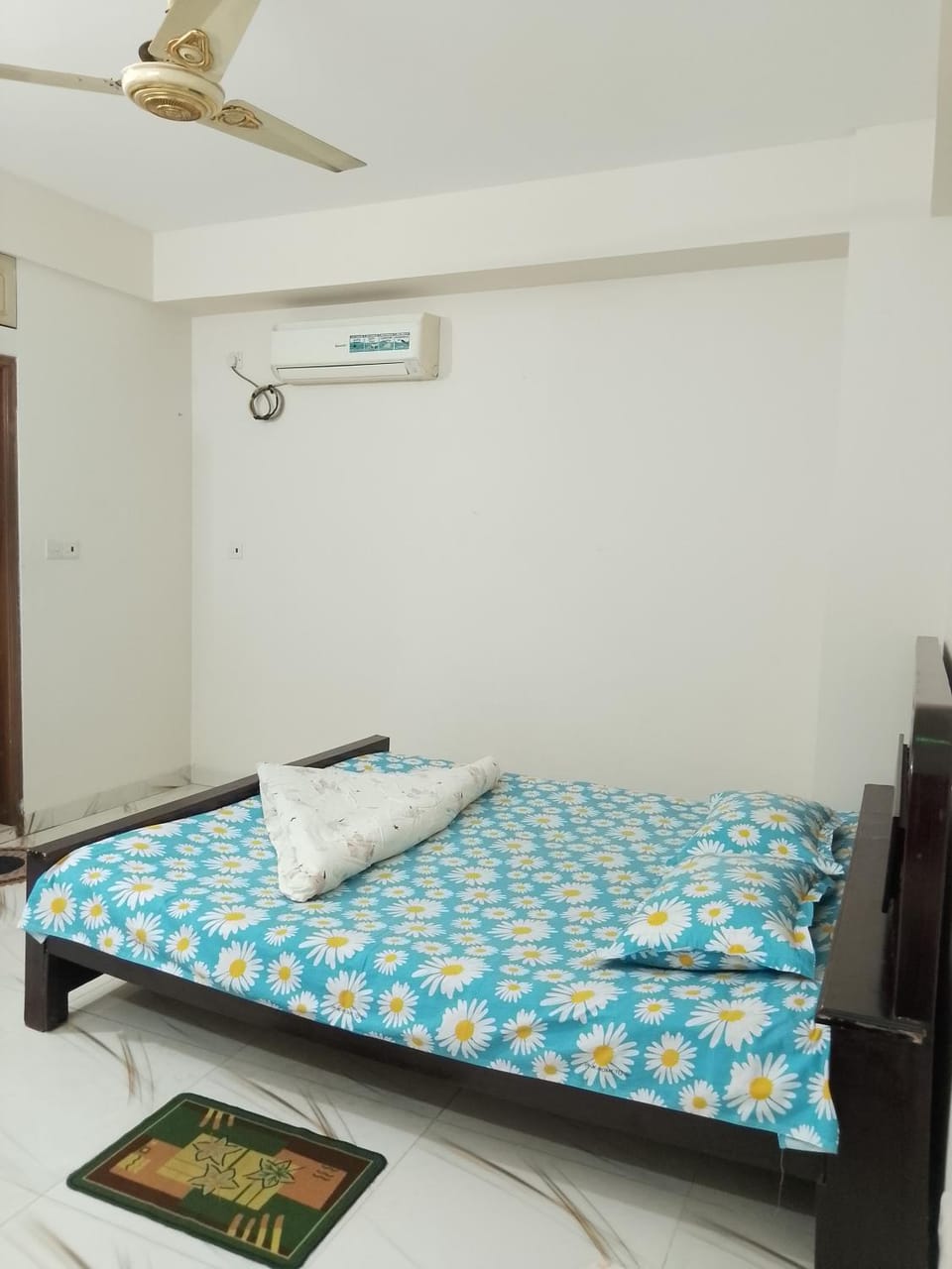 Cozy Sayeman Apartment, Bashundhara - 1st Floor # 229 Bed and Breakfast in Dhaka