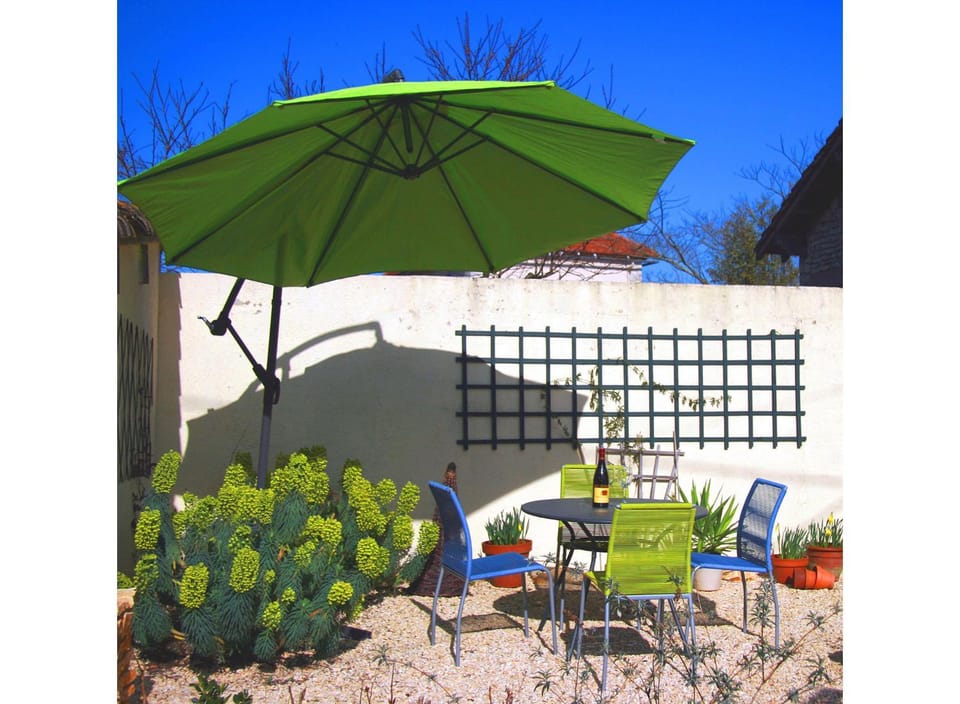 Patio, BBQ facilities, Garden, Seating area