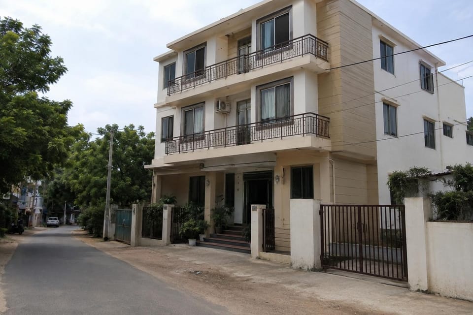 Hotel PIJOM 99 Apartment in Calangute