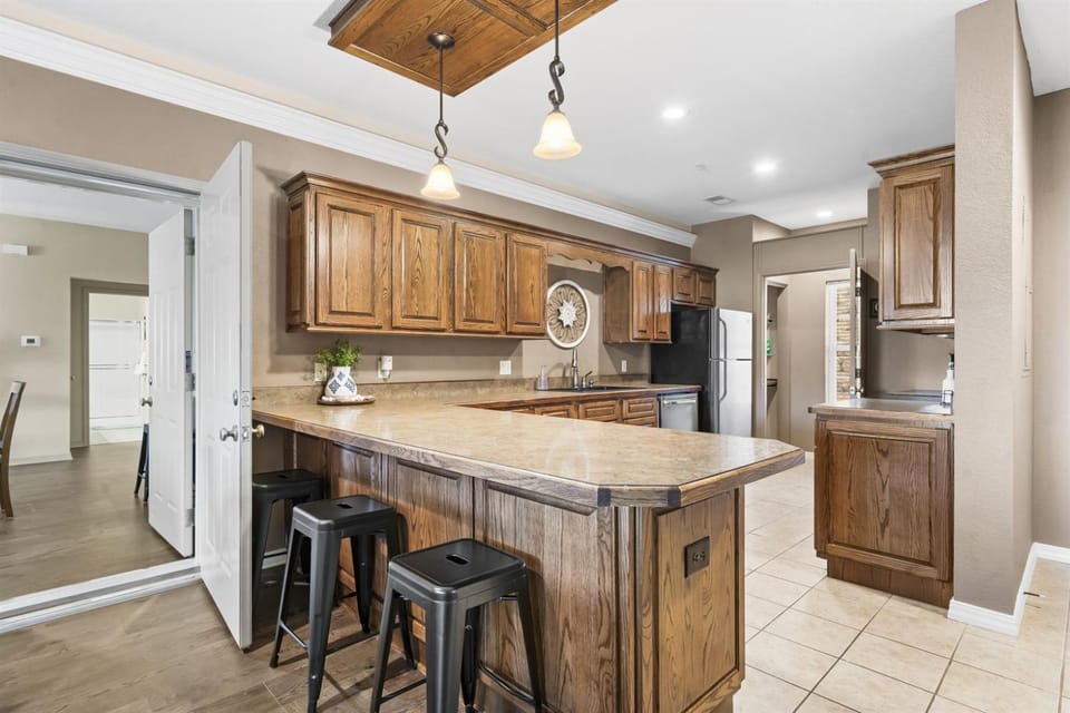 Ozark Hills Sanctuary Double Condo & Pool Access Apartment in Branson
