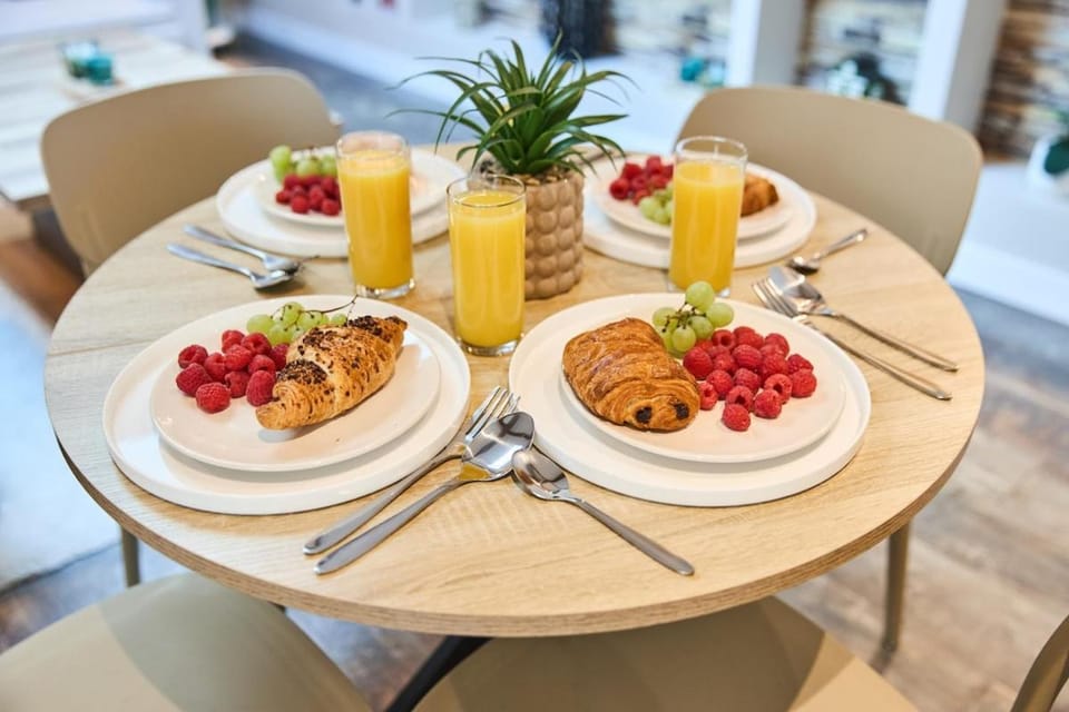 Food and drinks, Food, Breakfast, Lunch, Dinner, Drinks