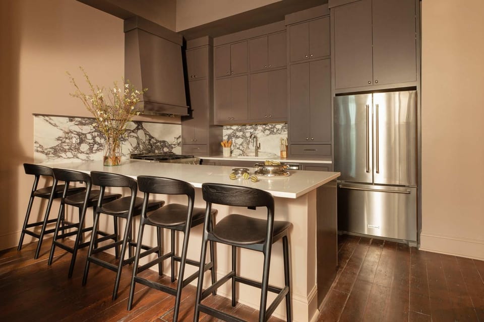 Luxury Home on Magazine Shared Heated Pool & Spa Apartment in New Orleans