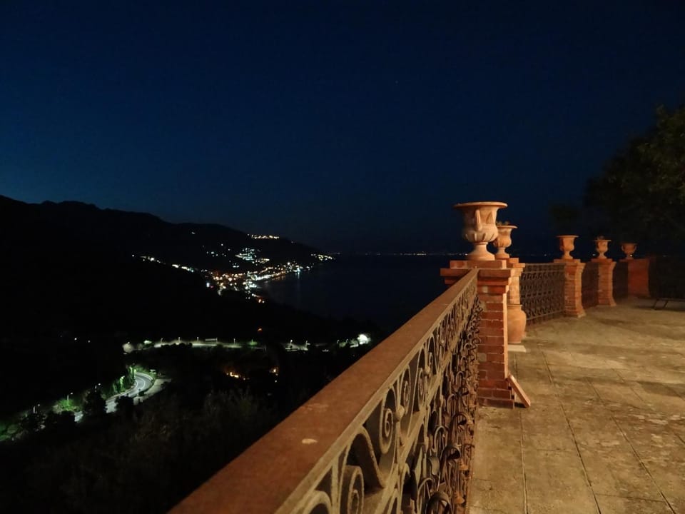 Night, Balcony/Terrace