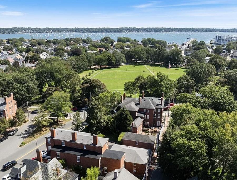 Salem Historic Mansion 1BR Downtown Apartment Apartment in Marblehead