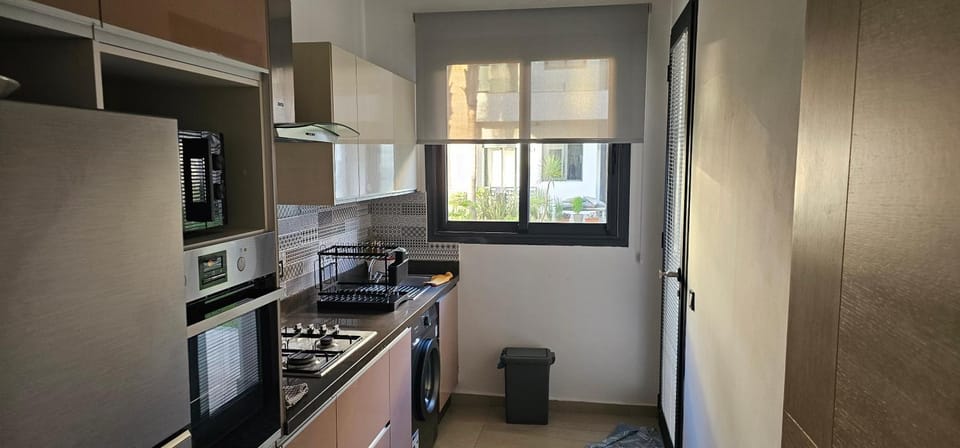 Appartement spacieux avec accès immédiat à la plage Skhirat Apartment in Rabat-Salé-Kénitra