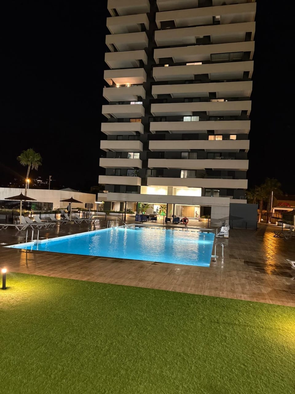 Night, Swimming pool