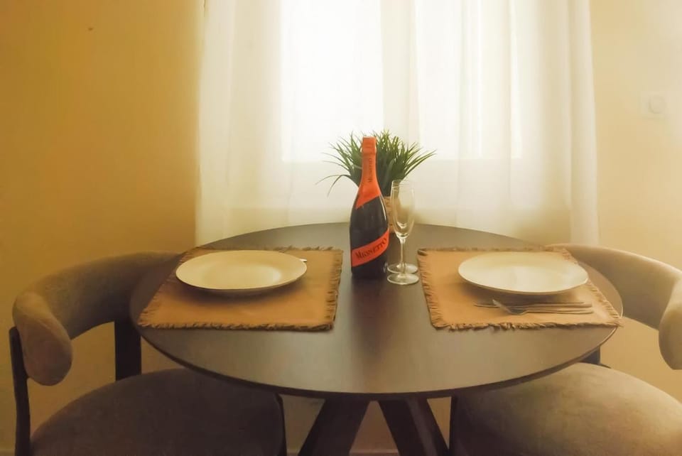 Suite Balinea Balnéo et Cinéma Privé Apartment in Nouvelle-Aquitaine