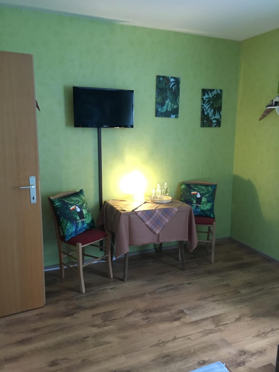 Photo of the whole room