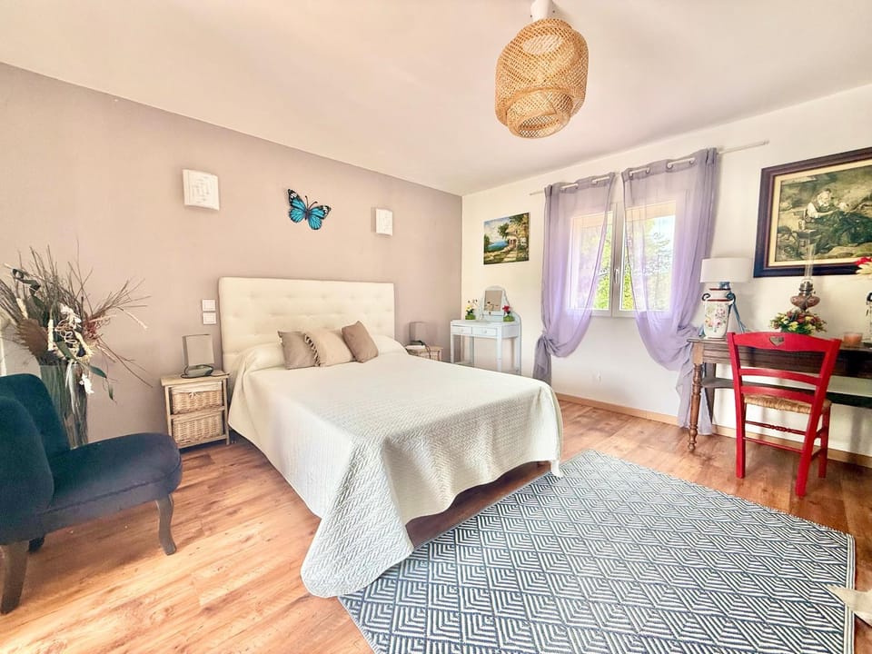 T3 Le Verdoyant - Parking & Jardin - Petit-déjeuner Apartment in Occitanie