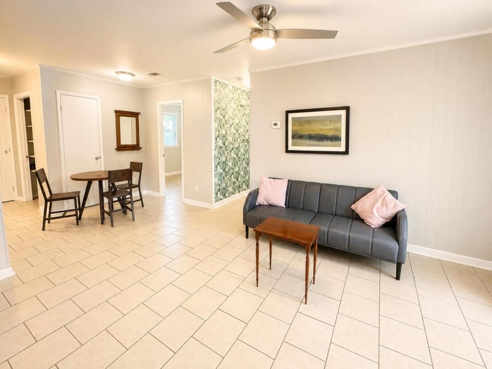 La Rua Sunrise Apartment in Pensacola
