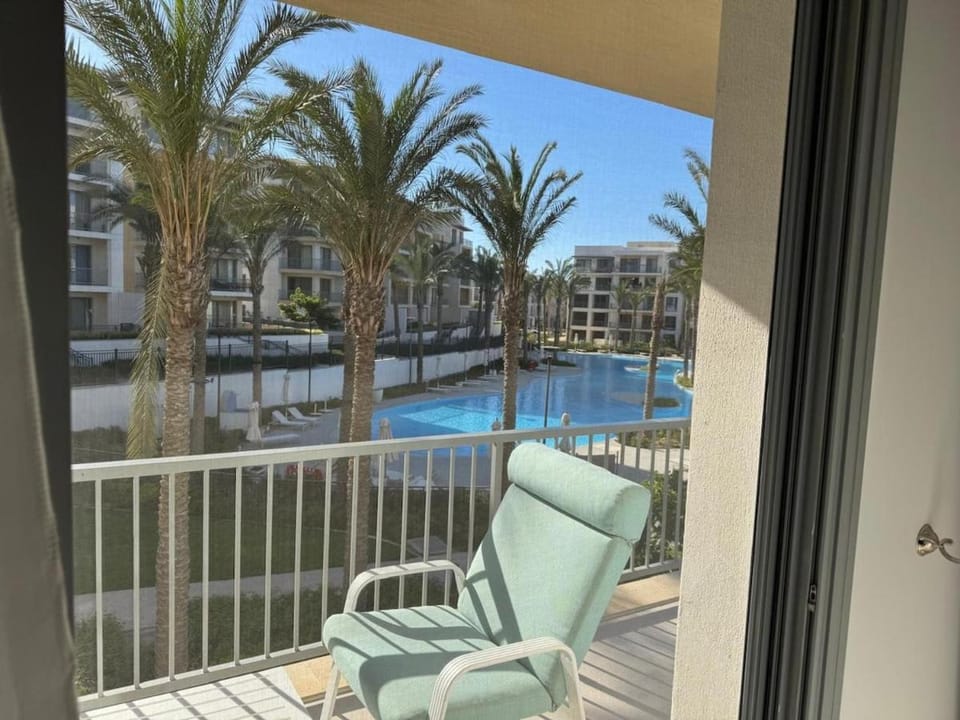 Modern 2BDR Chalet with pool View l Faya -Marassi El Alamein Apartment in Egypt