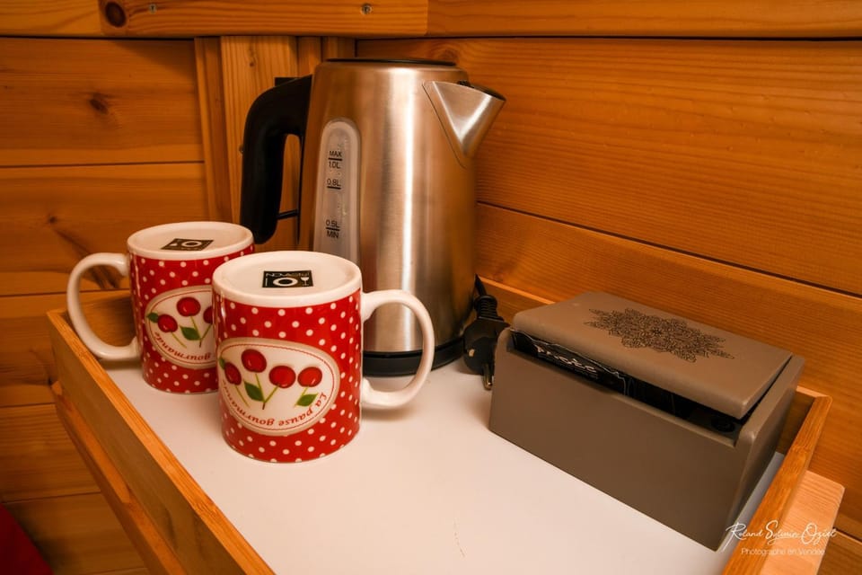 Coffee/tea facilities