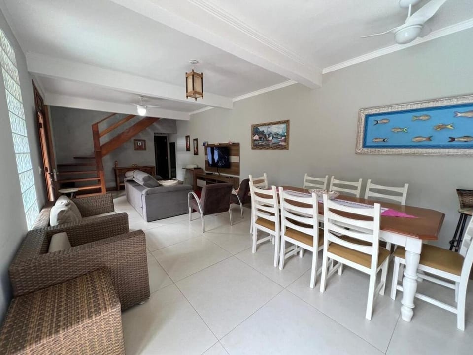 Casa de família House in São Sebastião
