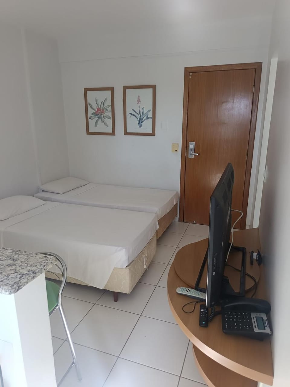 Apartamento completo com cozinha, Ar Condicionado, Piscina 24h, Toboágua no Golden Dolphin em Caldas Novas Apartment in State of Goiás