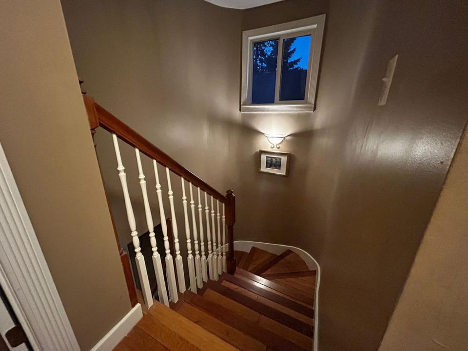 Charming 3-BR Home Close to Swedish Cherry Hill House in Seattle