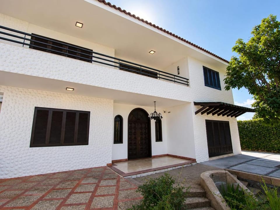 Property building, Balcony/Terrace