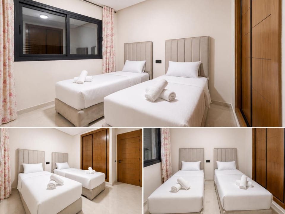 Bed, Photo of the whole room, Bedroom, towels, wardrobe