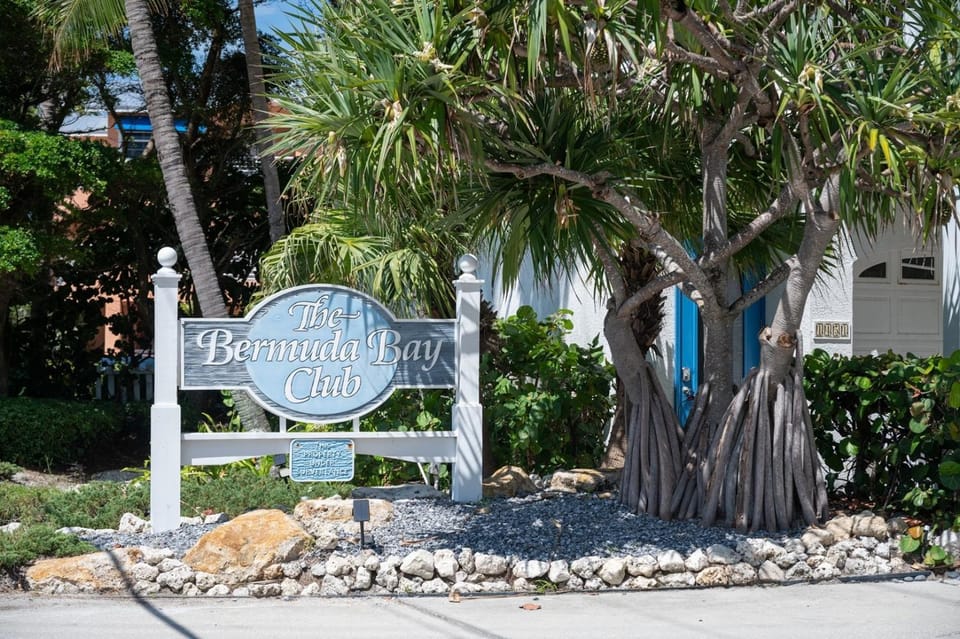 1415 Gulf Dr N Holmes Beach, Anna Maria Island townhouse House in Bradenton Beach