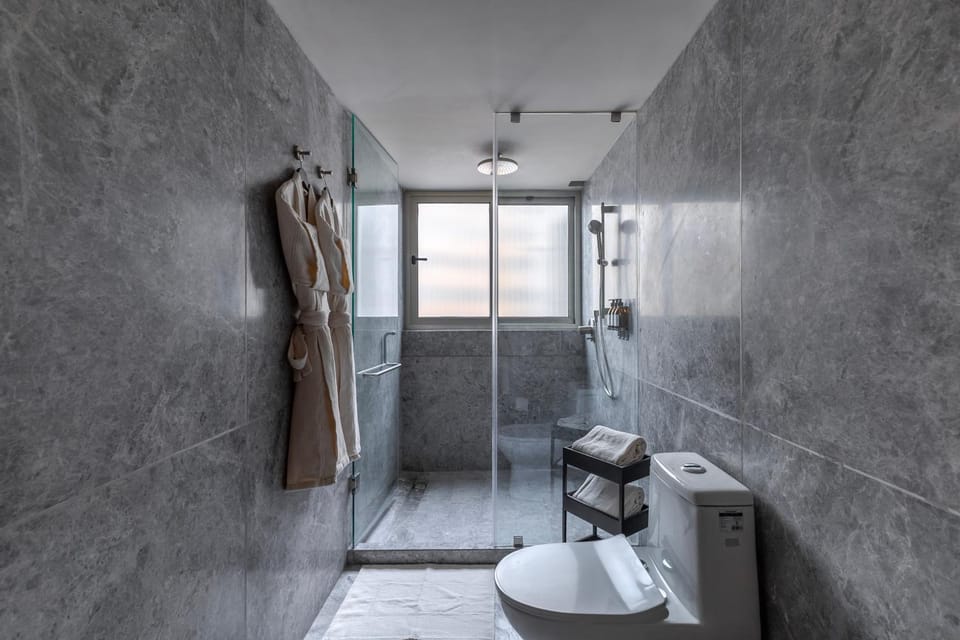 Shower, Toilet, Bathroom