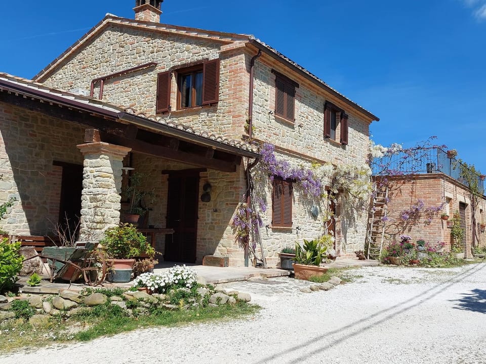 Casale San Martino Agriturismo Bio Farm Stay in Marche