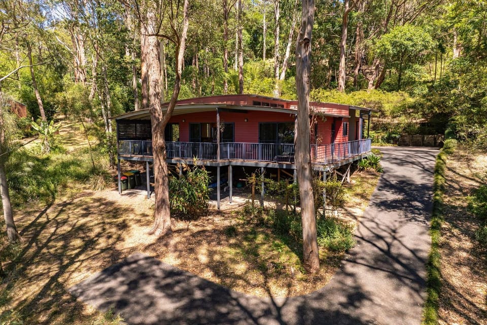 Blue Poles House in Smiths Lake