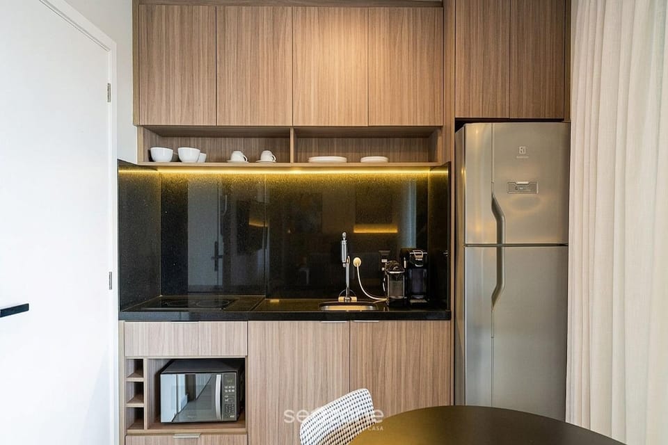 Kitchen or kitchenette, Seating area