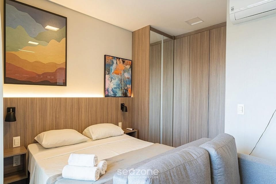 Bed, Seating area, Bedroom