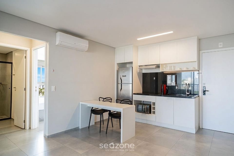 Bathroom, Kitchen or kitchenette, Living room, Dining area