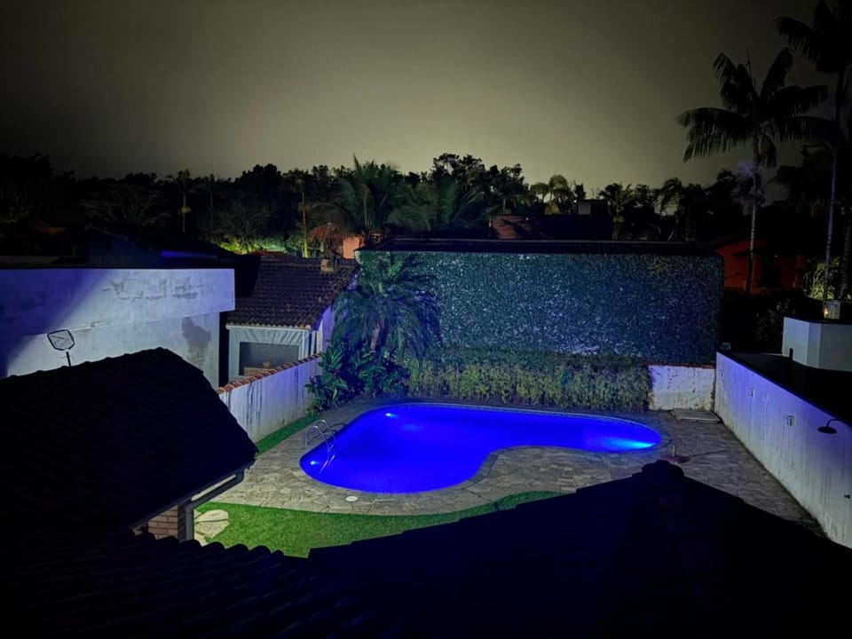 Paraíso da Morada da Praia House in Bertioga