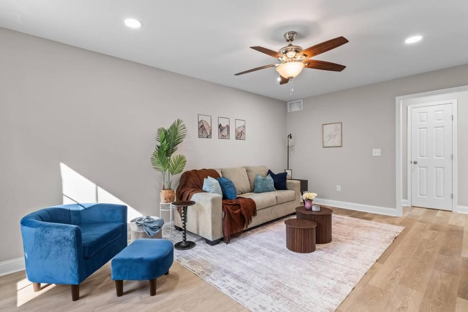 The Alder ~ Stylish 3 Bed Near DT House in Kannapolis