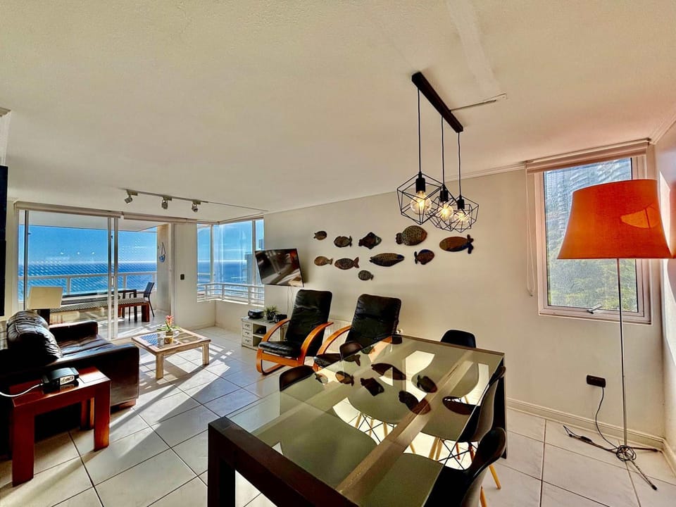Frente a Playa Cochoa con piscina climatizada Apartment in Vina del Mar