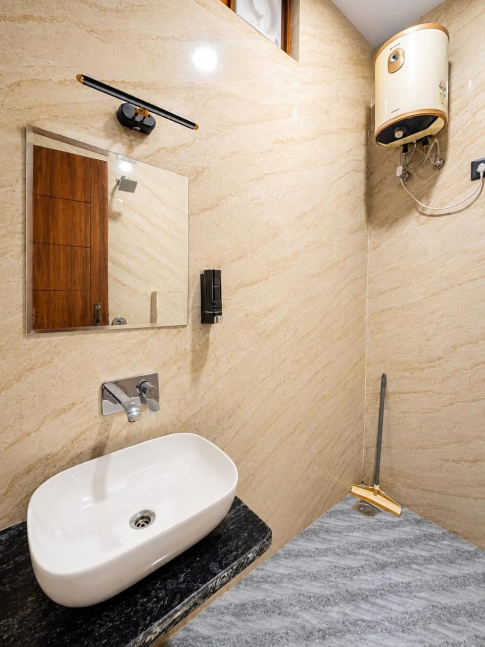 Braj Vrindavan Homestay Apartment in Uttar Pradesh