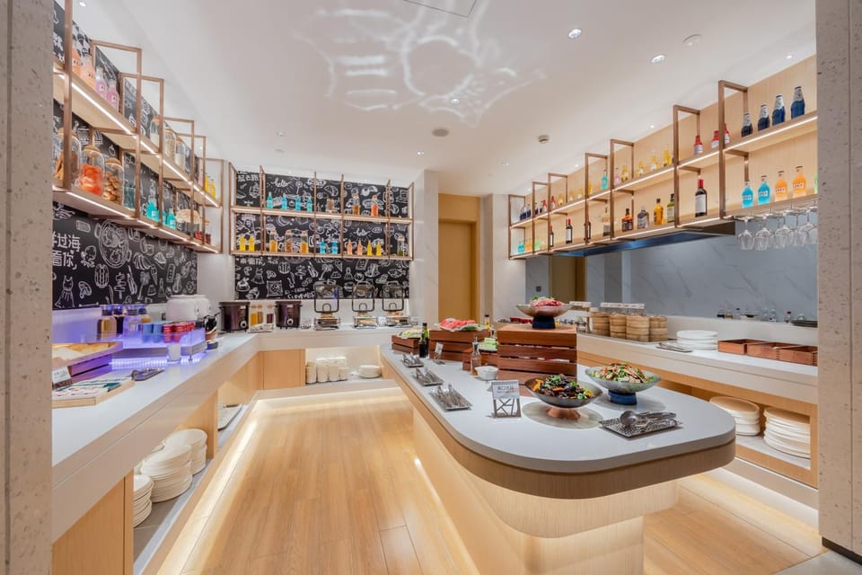 嘉虹酒店-上海国际旅游度假区川沙地铁站店 Hotel in Shanghai