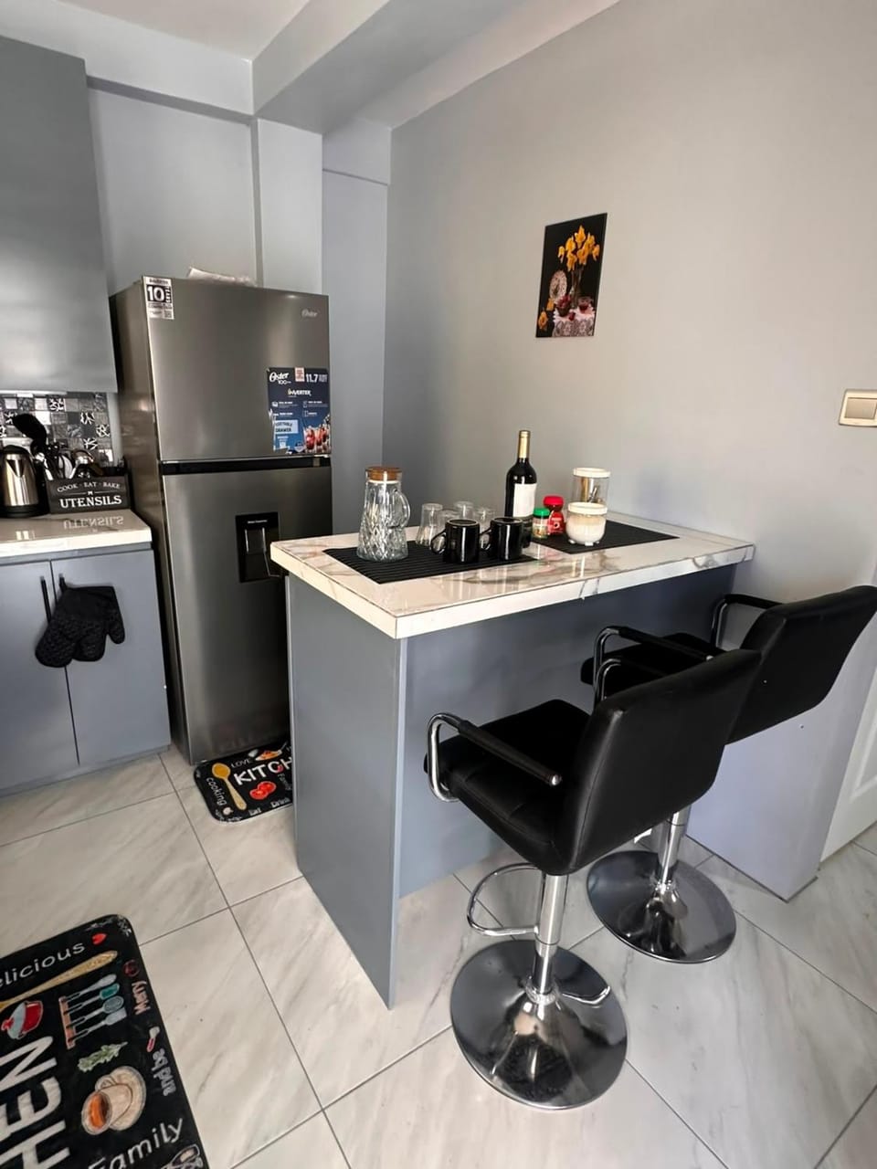 Kitchen or kitchenette