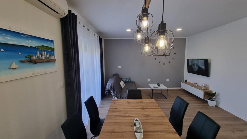 Apartments Josip 2830 Apartment in Supetarska Draga