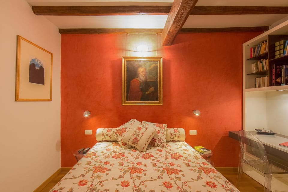 Bed, Library