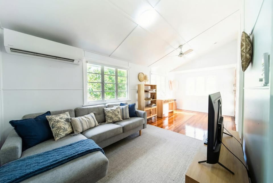 5BR Belgian Gardens Pool & Games Room House in Queensland